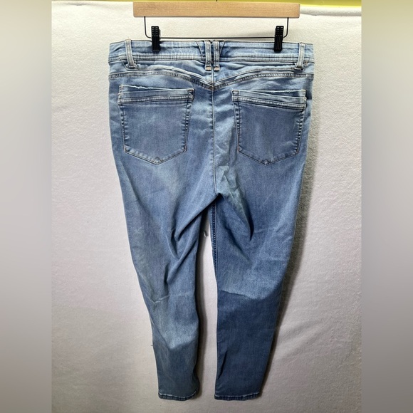 Democracy Ab Technology Distressed Jeggings Jeans Womens 16W Plus stretch 2128 - Picture 8 of 10